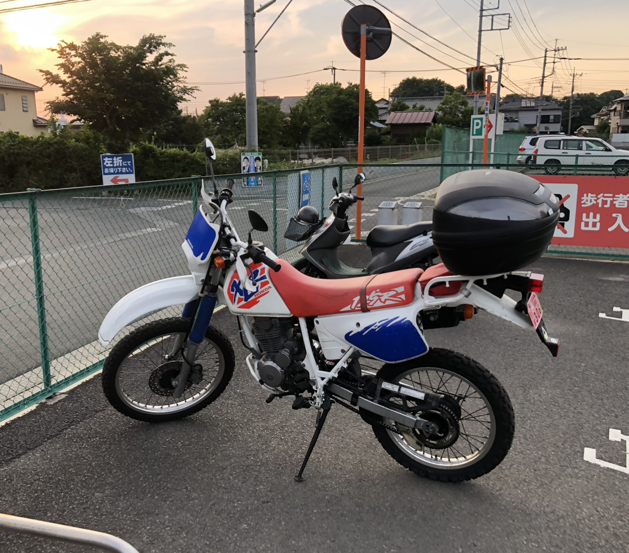 ホンダXLR125R シェルアドバンス　AX7　エンジンノイズ